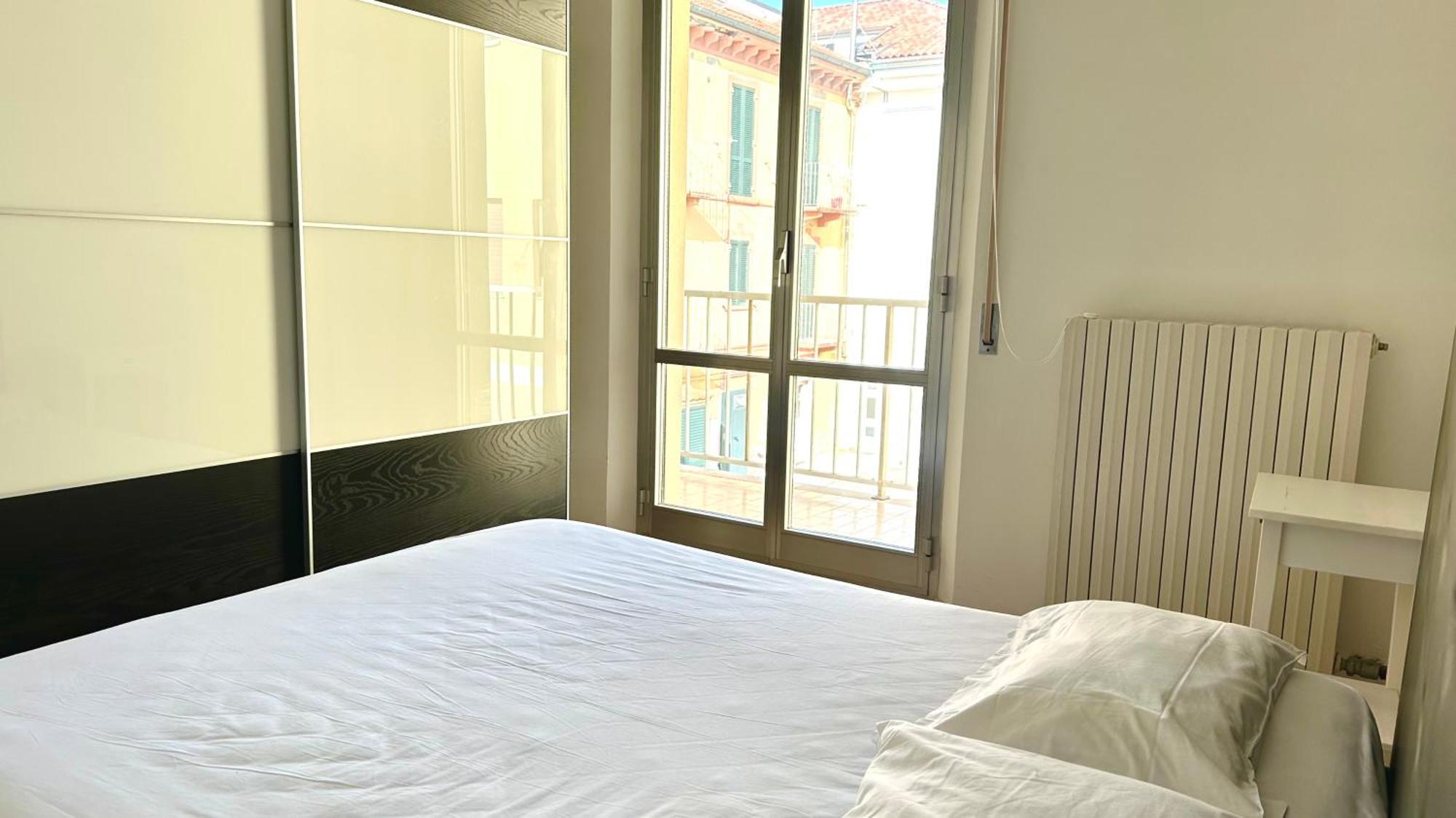 Trilocale Centro Fronte Mare - M223 *